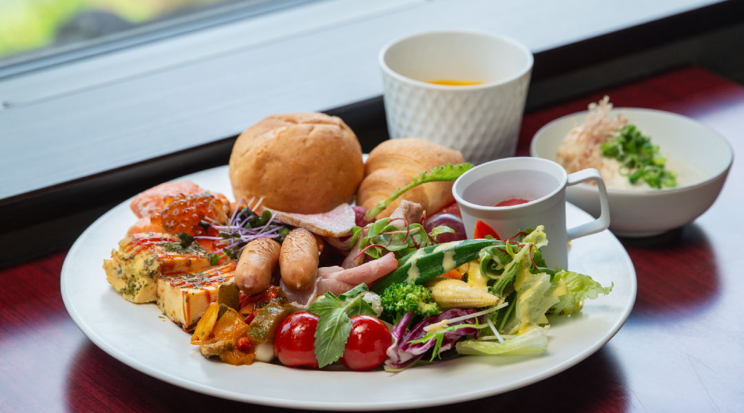朝食バイキング